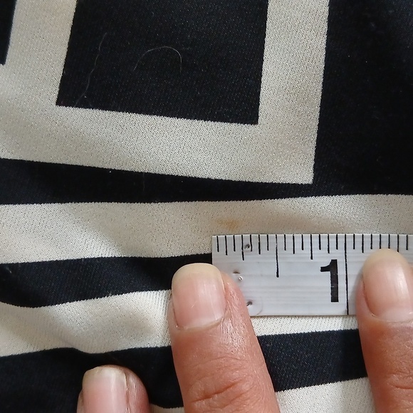 BCBG Maxazria black & white abstract midi dress size Small - Picture 15 of 15